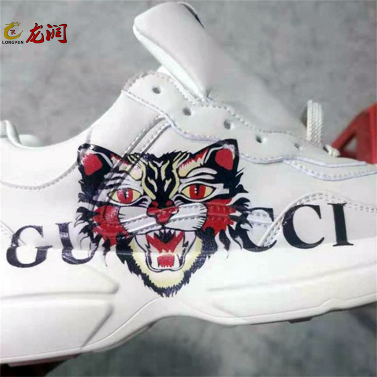 uv打印機(jī),uv平板打印機(jī),萬(wàn)能打印機(jī),uv彩印機(jī),uv打印機(jī)廠家,龍潤(rùn)