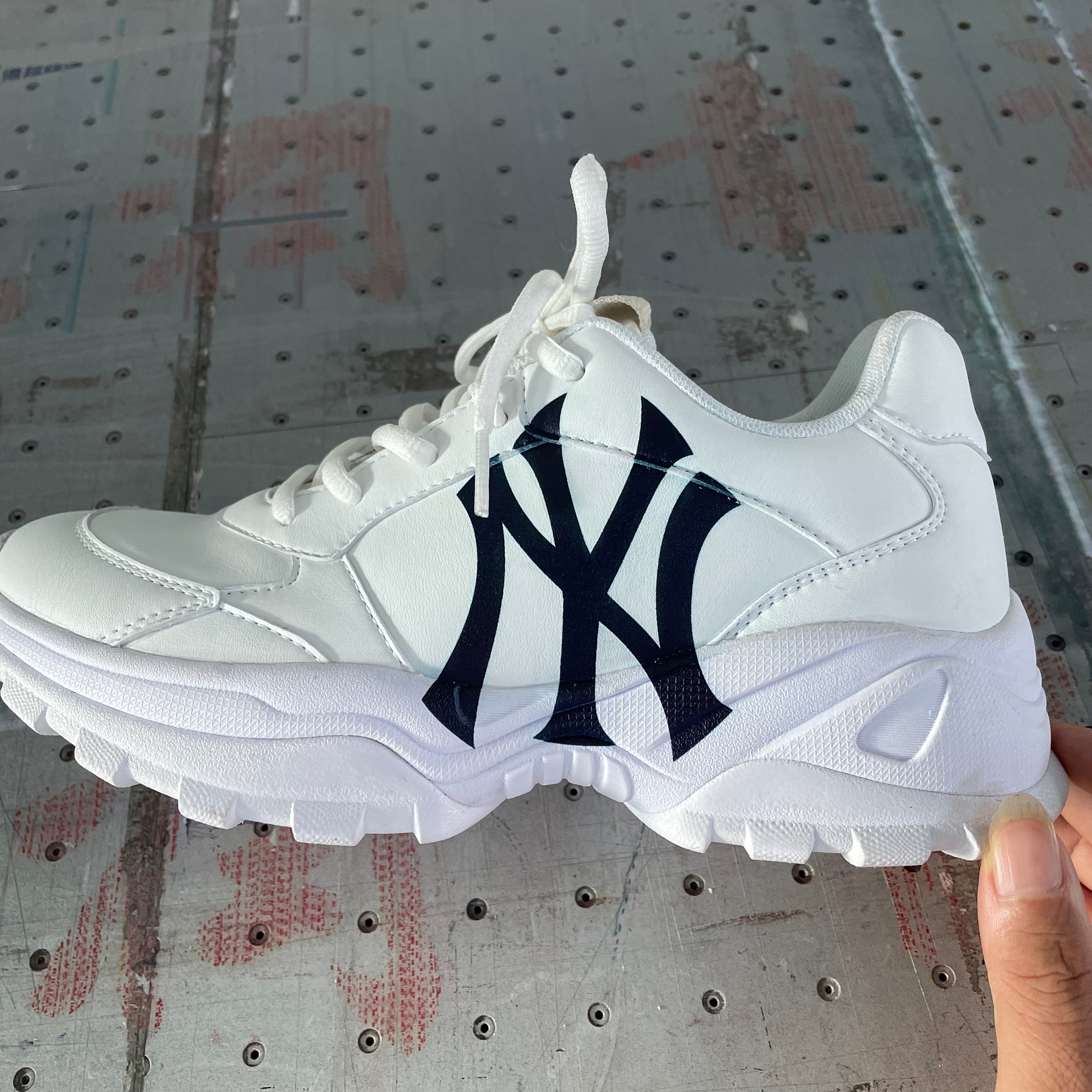 uv打印機(jī),uv平板打印機(jī),萬能打印機(jī),uv彩印機(jī),uv打印機(jī)廠家,龍潤